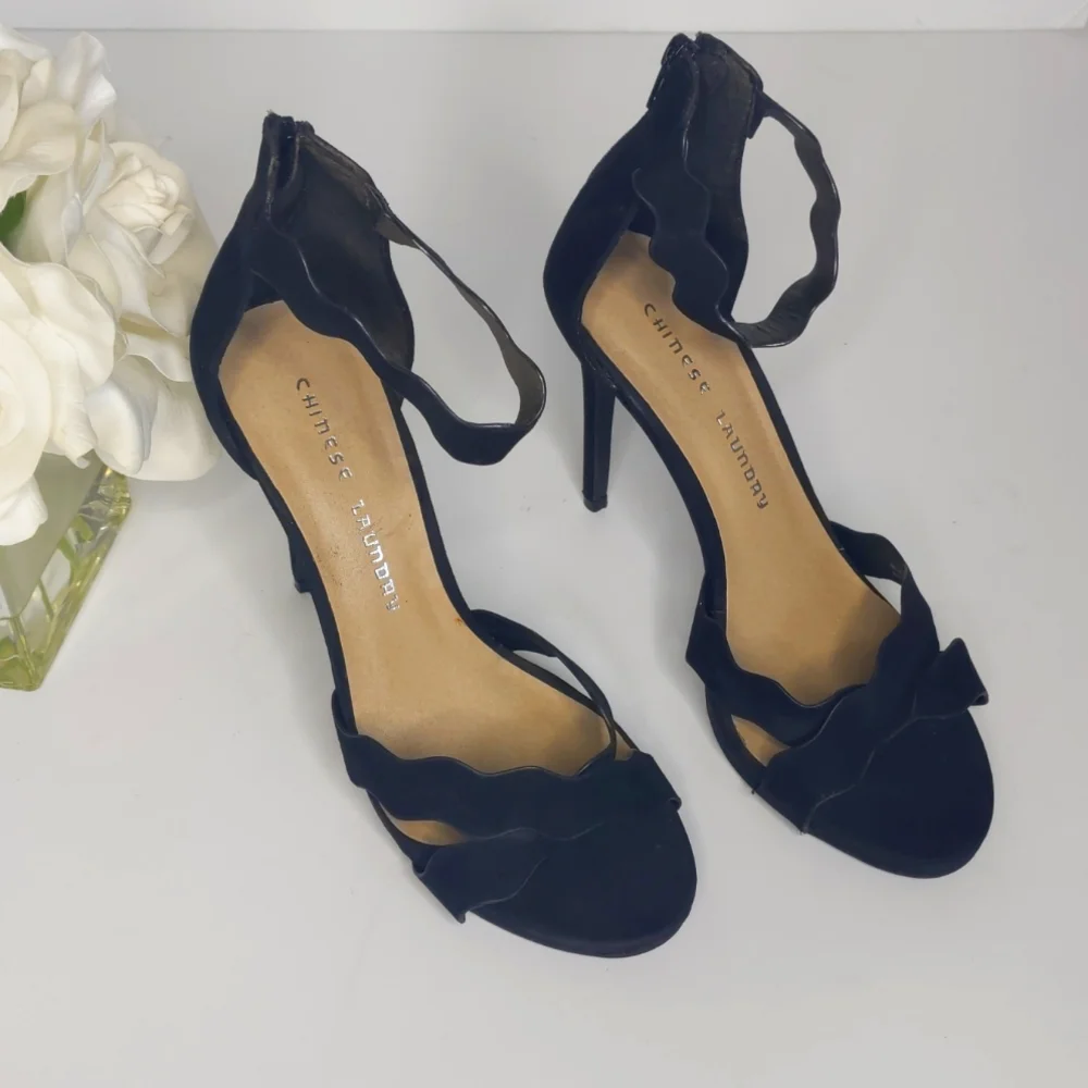 Chinese Laundry Women's Black Heels Size 8